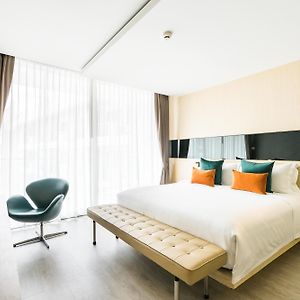 Deluxe Zimmer mit Kingsize-Bett